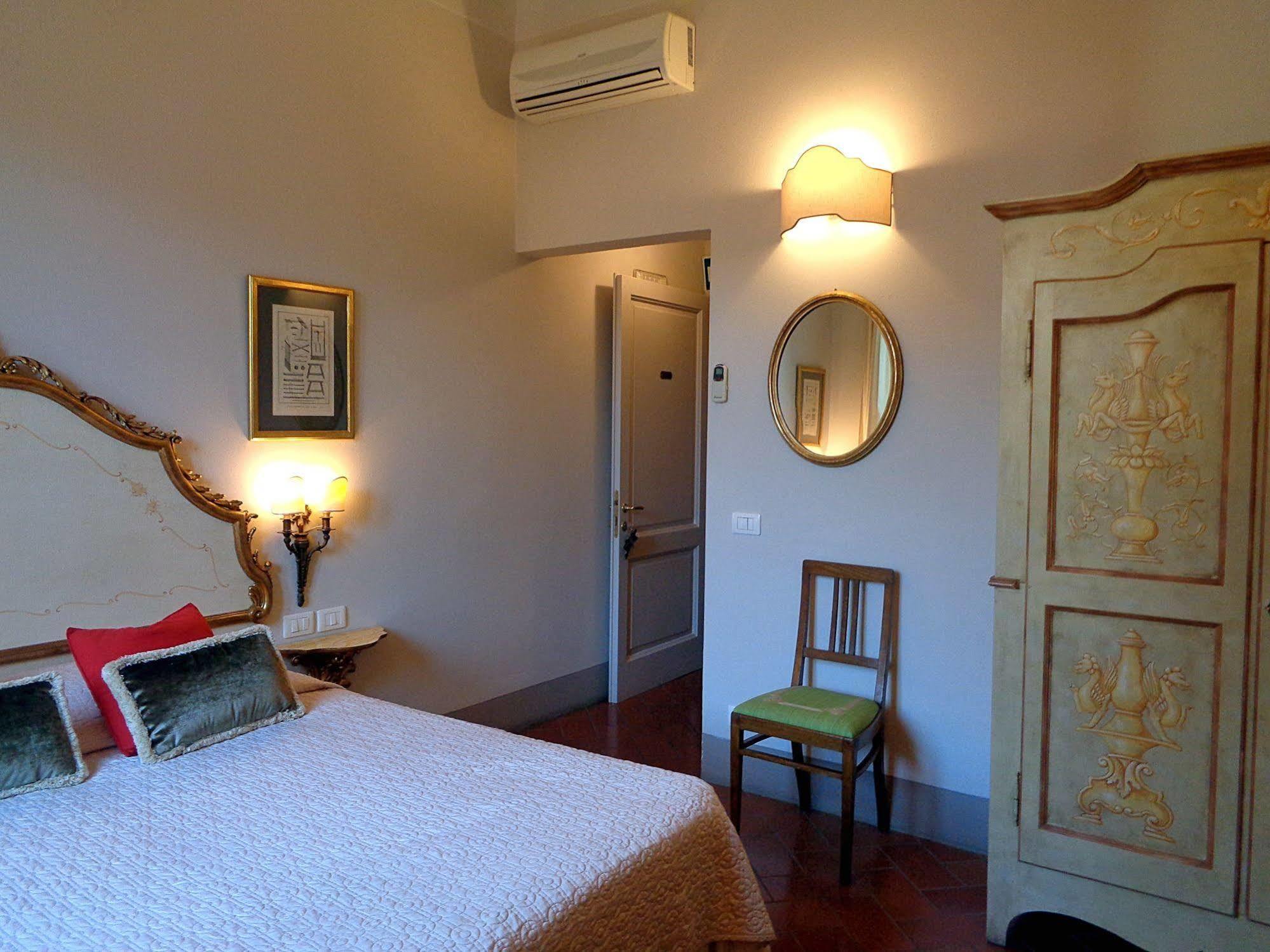 Relais Cavalcanti Guest House Флоренция Екстериор снимка